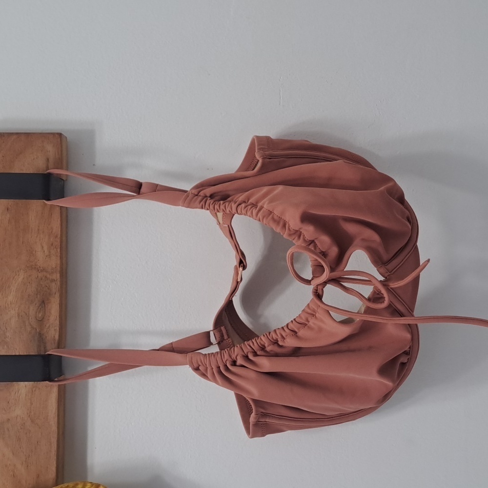 Shade & Shore bikini top Only size 36DD - Picture 1 of 5